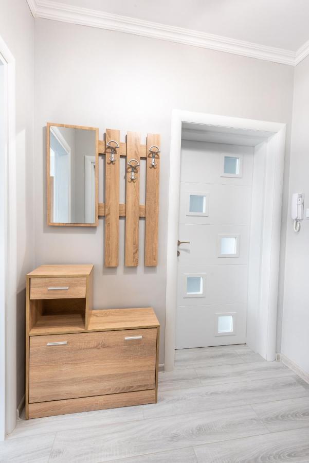 Lovely 1Bed Apartment For 4 Guests & Free Parking Plovdiv Esterno foto