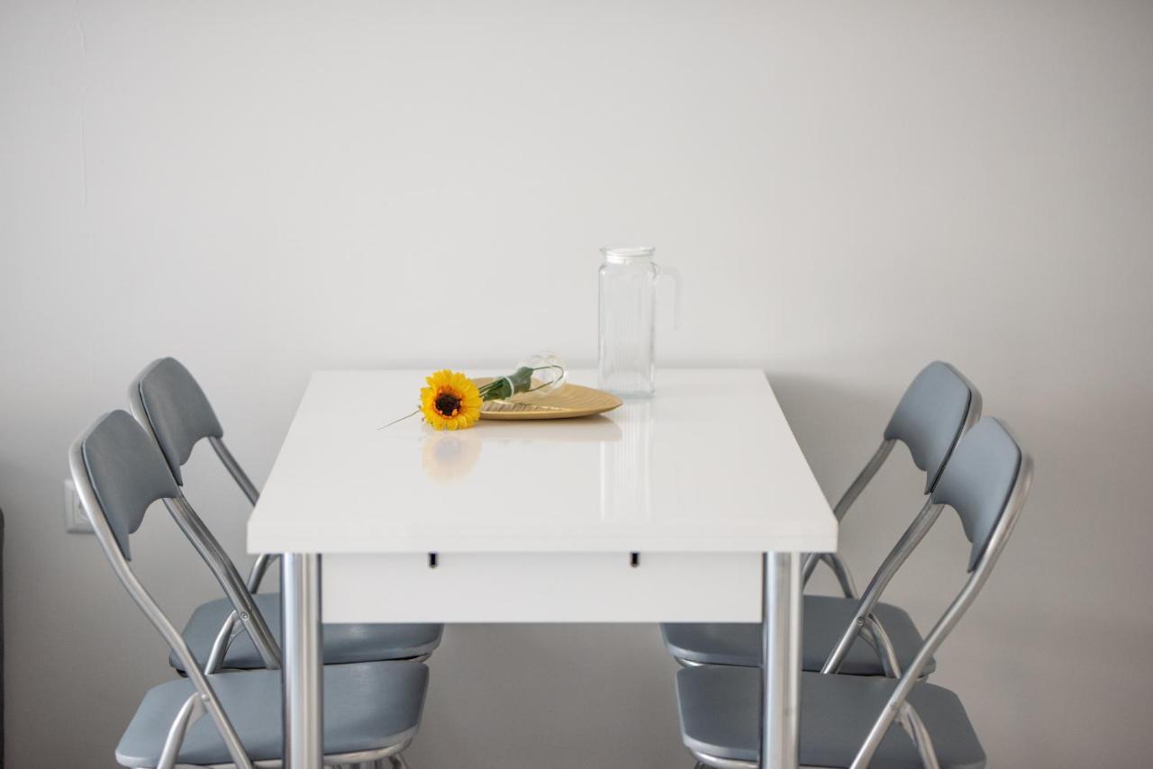 Lovely 1Bed Apartment For 4 Guests & Free Parking Plovdiv Esterno foto